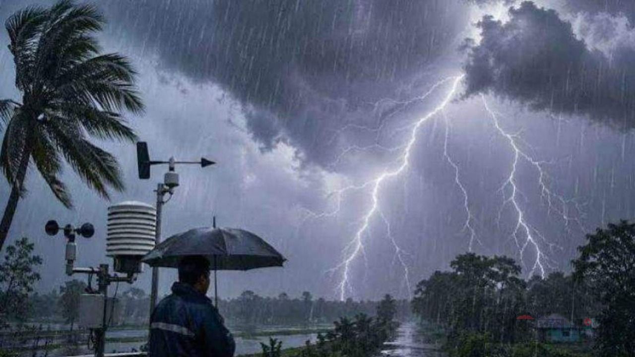 বঙ্গোপসাগরে নতুন লঘুচাপের আভাস, পাঁচ দিন পর বাড়তে পারে বৃষ্টি